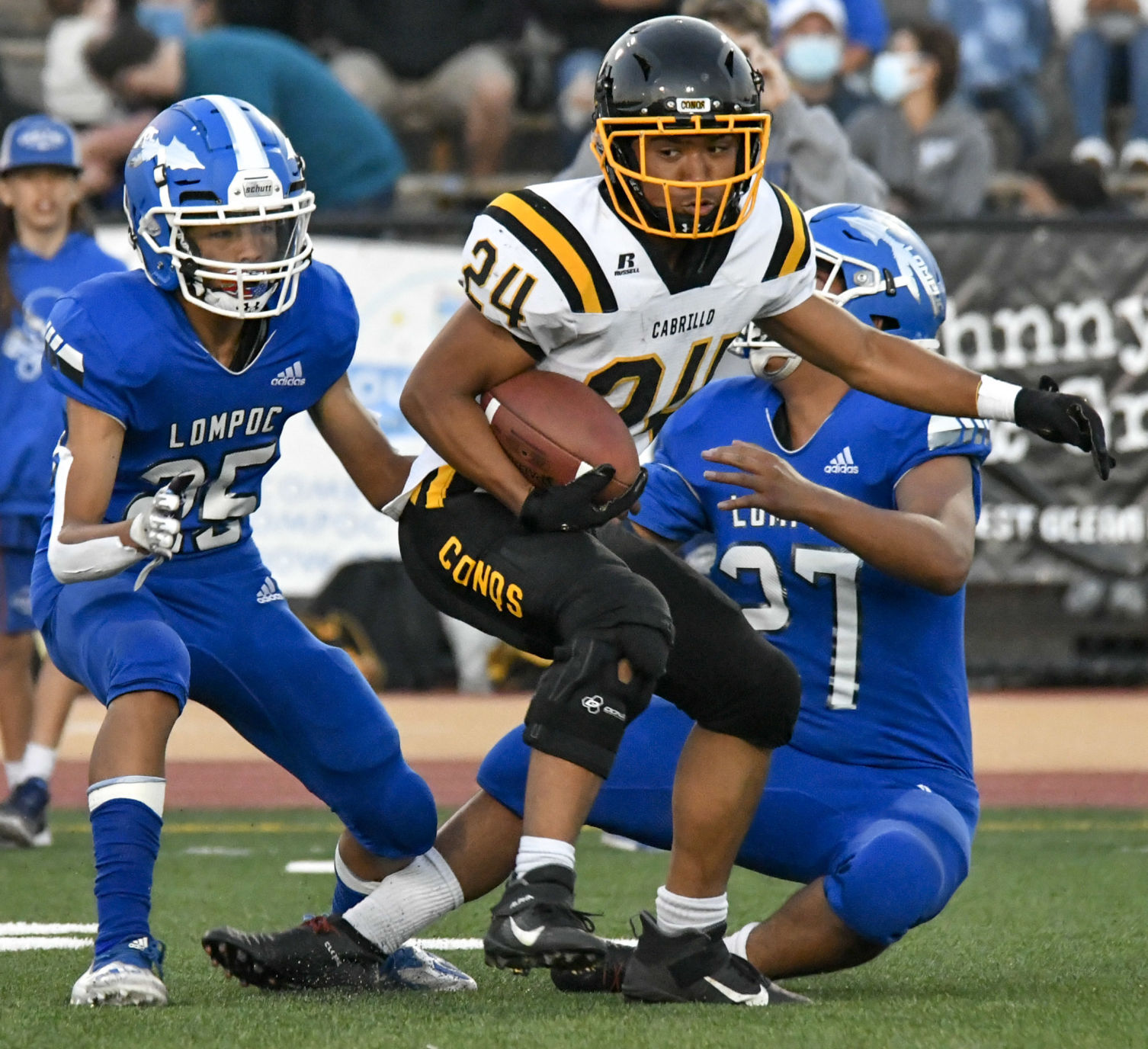 090321 CHS LHS football 04.JPG